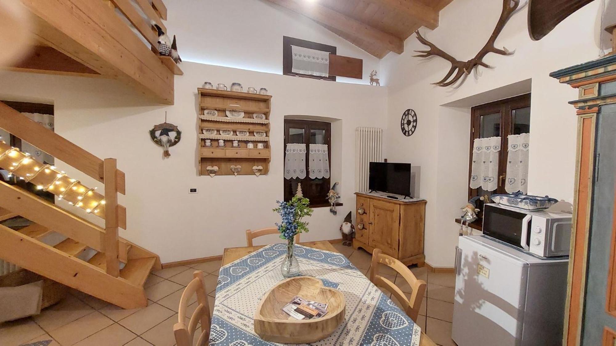 Montagnaga  Loft Della Perpetua Di Casa Bernardi, Fuga Romantica Petfriendly מראה חיצוני תמונה